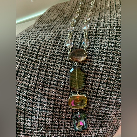 BEAUTIFUL SHADES OF TOPAZ NECKLACE & EARRINGS. MEASURES APPROX 20” L. STUNNING❤️ - Picture 2 of 7